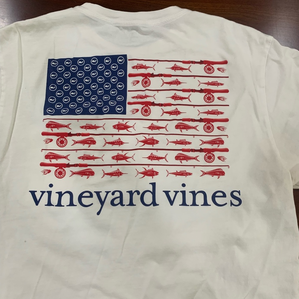 VINEYARD VINES TSHIRT